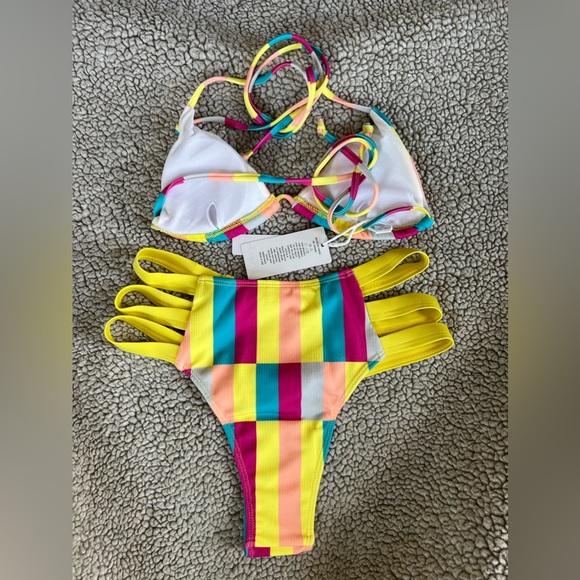 Chic Ribbed Cutout High Waist Slide Triangle Brazilian Two Piece Bikini Small - Picture 11 of 12